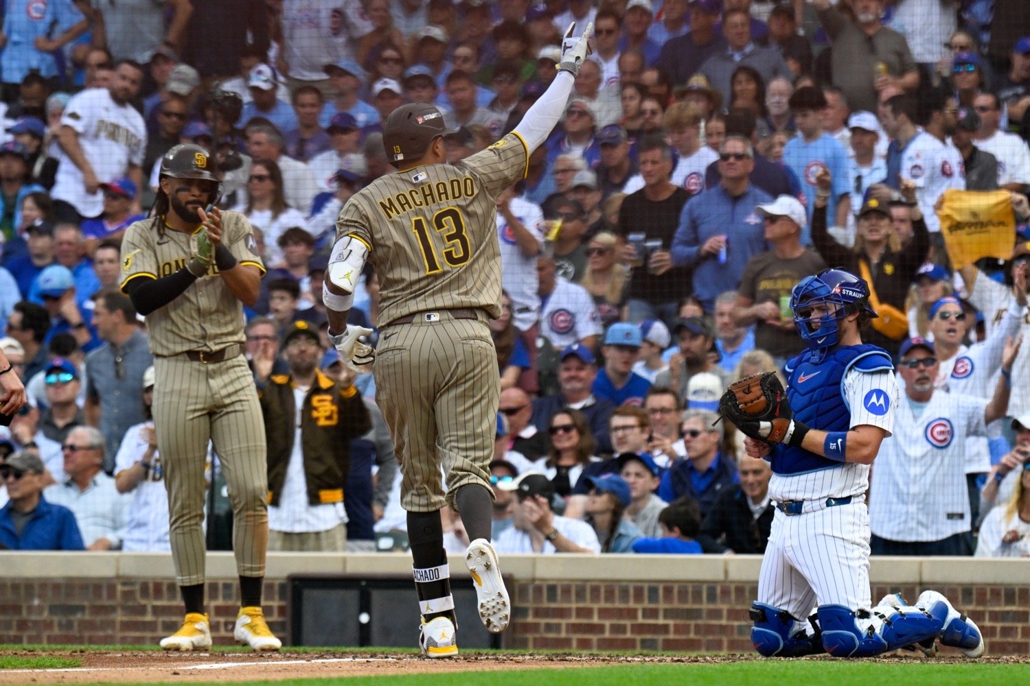 More information about "Manny Machado Wins Silver Slugger"