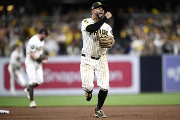 Xander Bogaerts' Biggest Weakness Got Exposed In 2026. How Do the Padres Move Forward?
